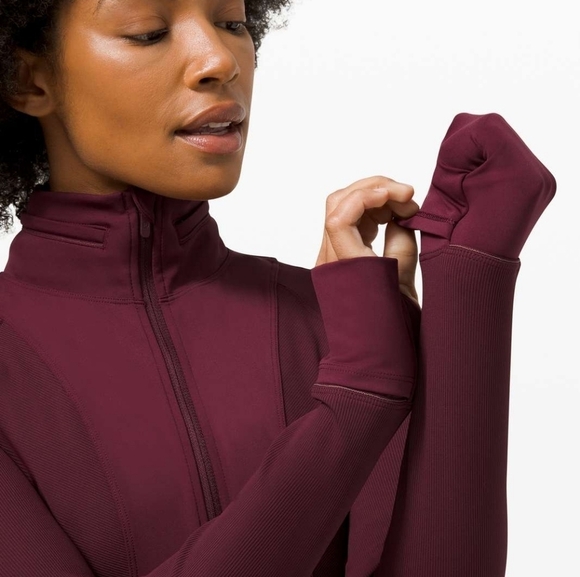 Lululemon Far and Free Jacket in Cassis size 14 NWT - Picture 3 of 12
